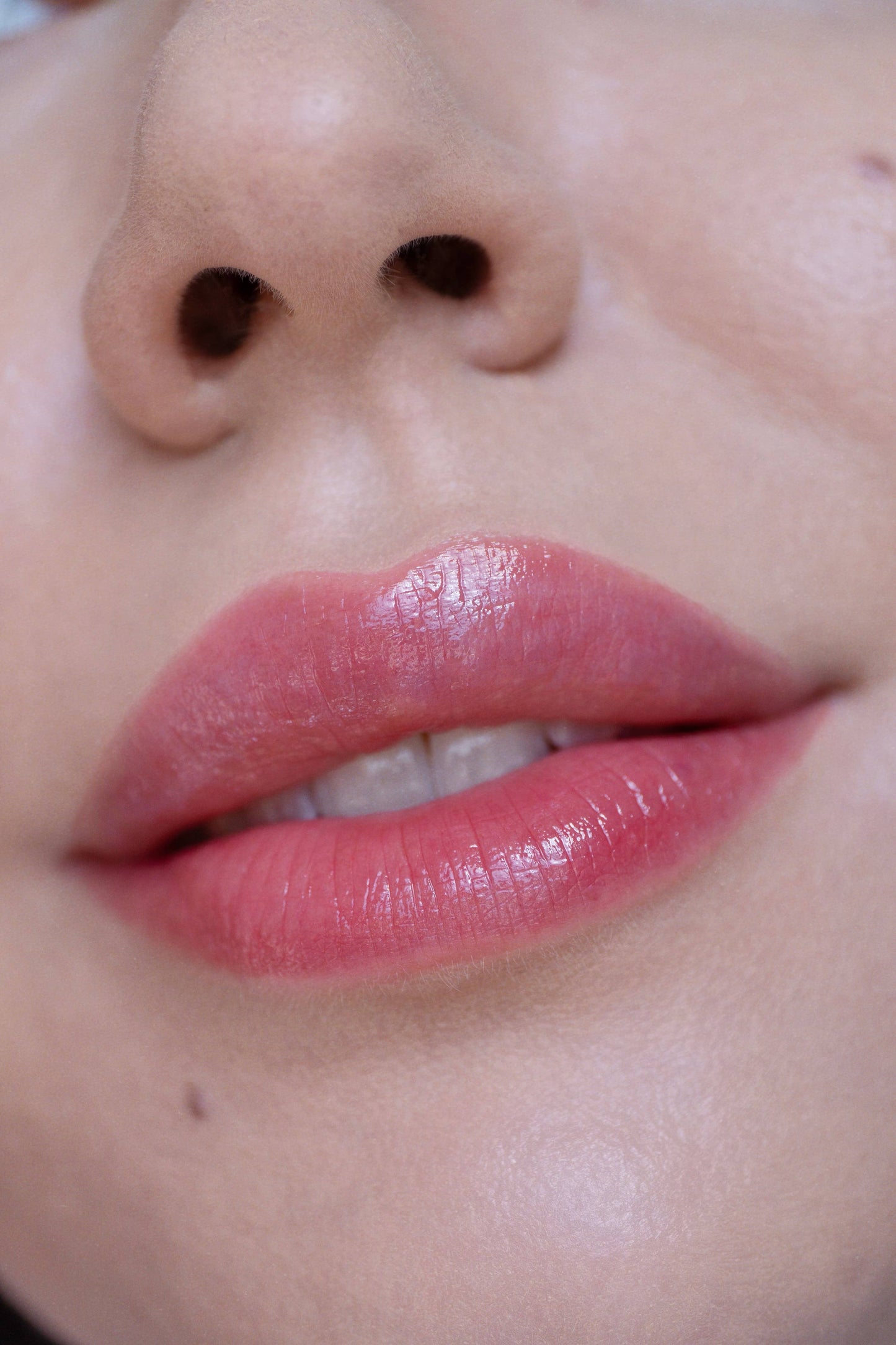 Moisture Lock Glossy Lip Balm